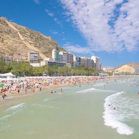 Stunning Rambla Apartment Alicante
